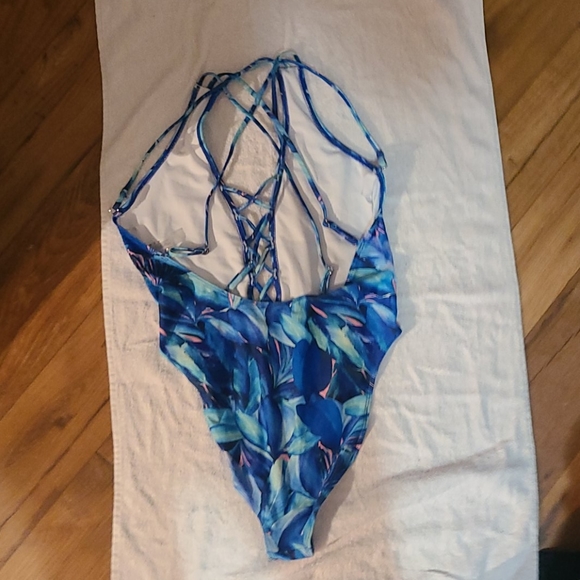 Swimsuit - Picture 2 of 2